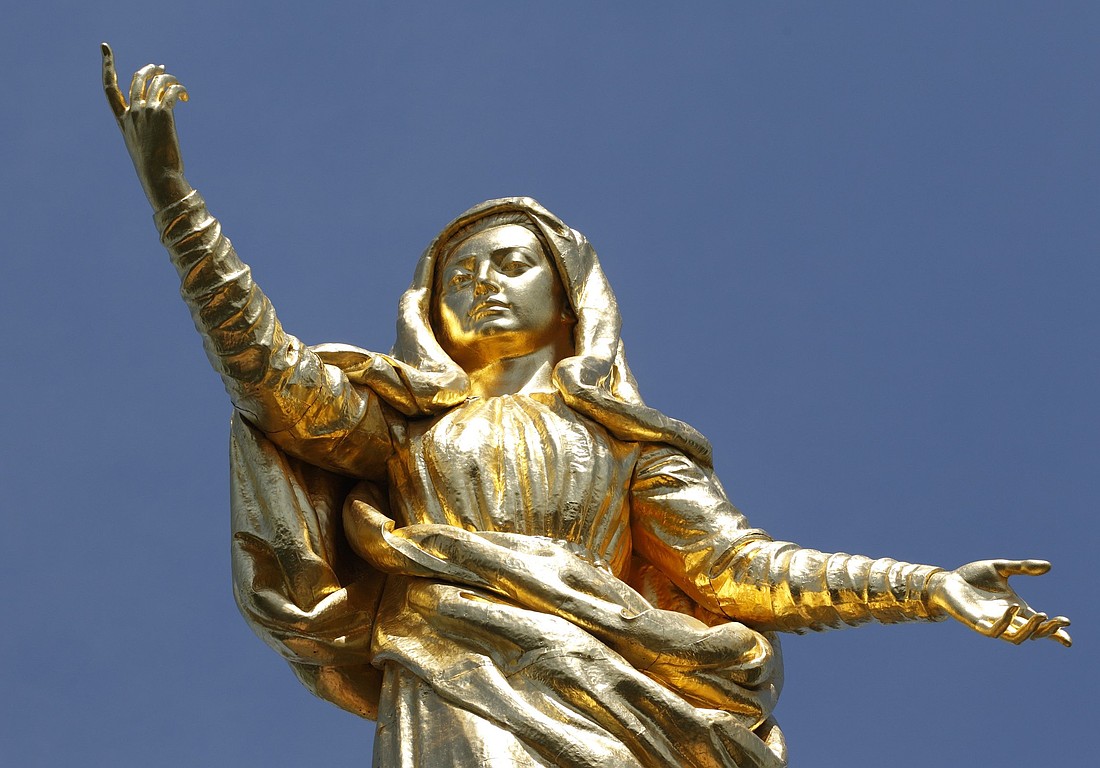 20100624T0900 STATUE 1186487_t1100