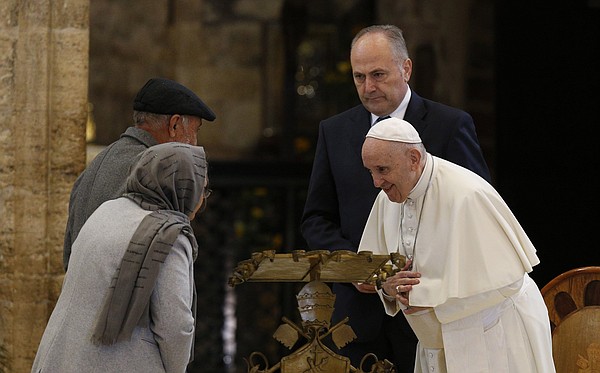20211112T1545 POPE ASSISI POOR 1761032_t600