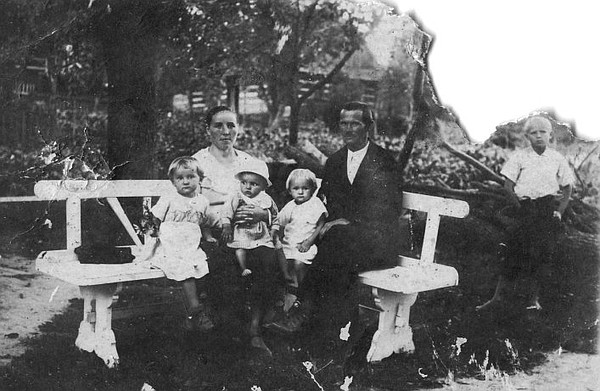 20230831T1430 ULMA FAMILY 1764549_t600