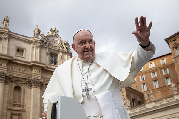 20231115T1015 POPE AUDIENCE JOY 1768650_t600