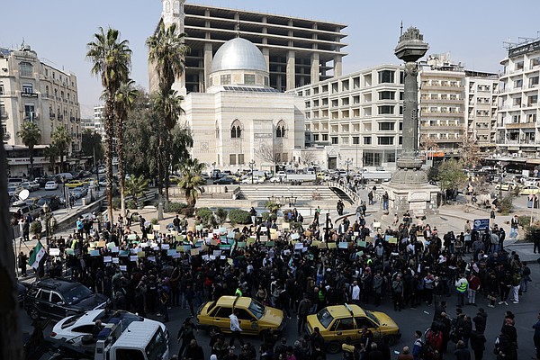 20250310T1226 SYRIAN SECURITY_PROTEST MILITARY 1791470_t600