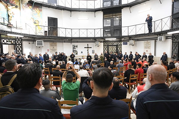 20250417T1100 POPE VATICAN HOLY THURSDAY 1793638_t600