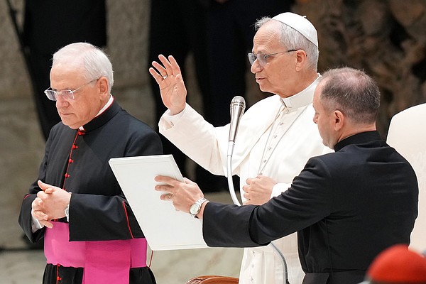 20250813T0615 POPE AUDIENCE BETRAYAL 1802480_t600