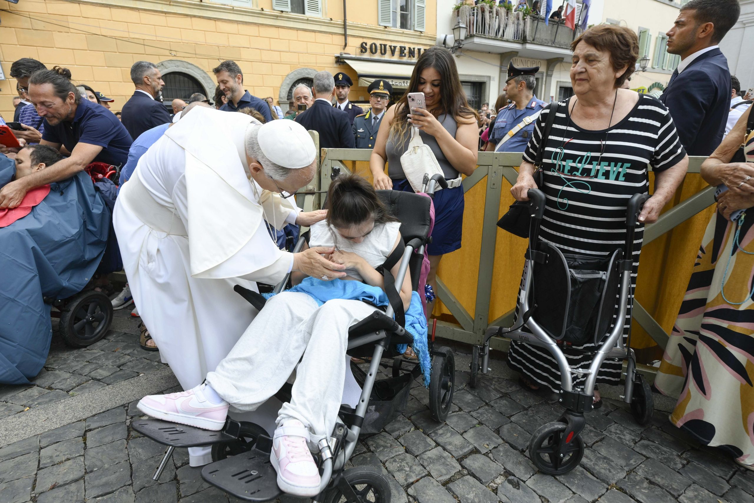 20250817T0700 POPE ALBANO POOR 1802666