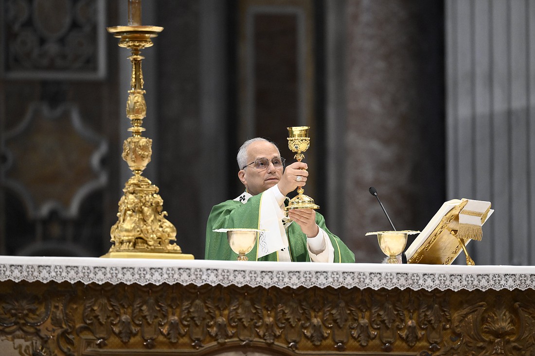 20251026T0945 POPE MASS SYNODAL JUBILEE 1806790_t1100