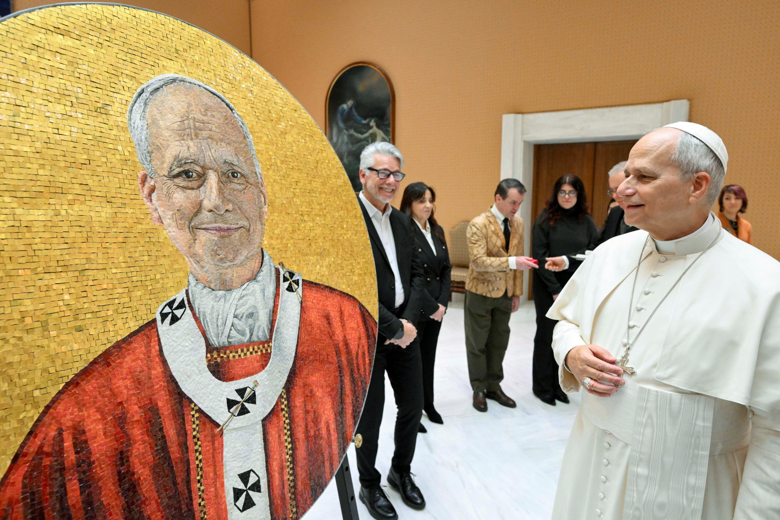 20260114T1038 POPE LEO MOSAIC PORTRAIT 1811236