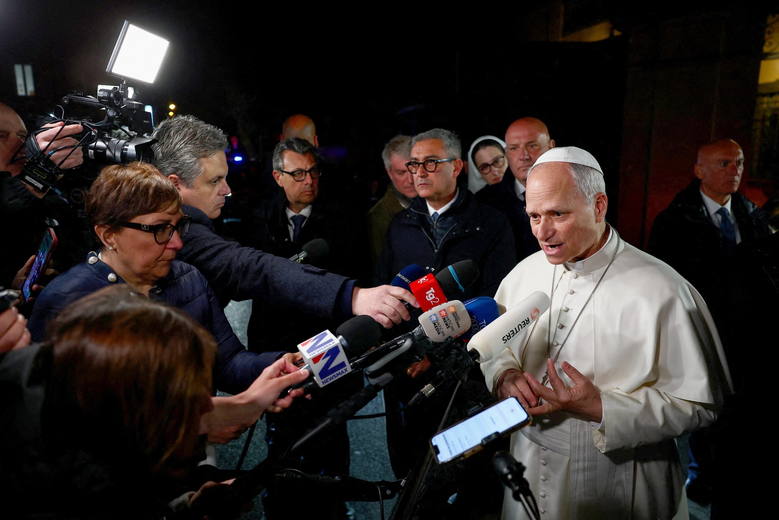 20260526T2017 POPE GAZA AI ANTHROPIC 1820491