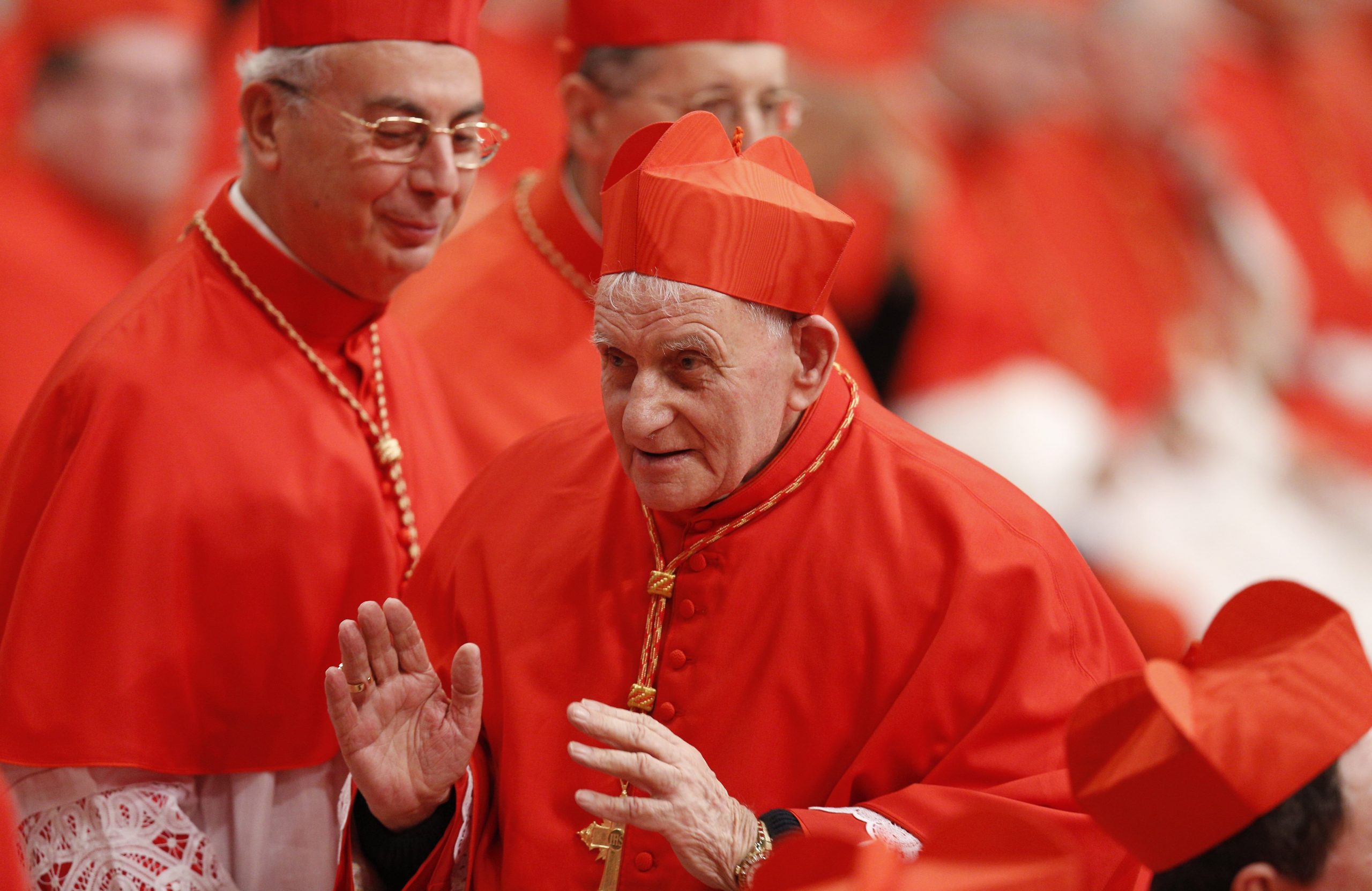 20260803T1223 POPE CARDINAL SIMONI 1824271
