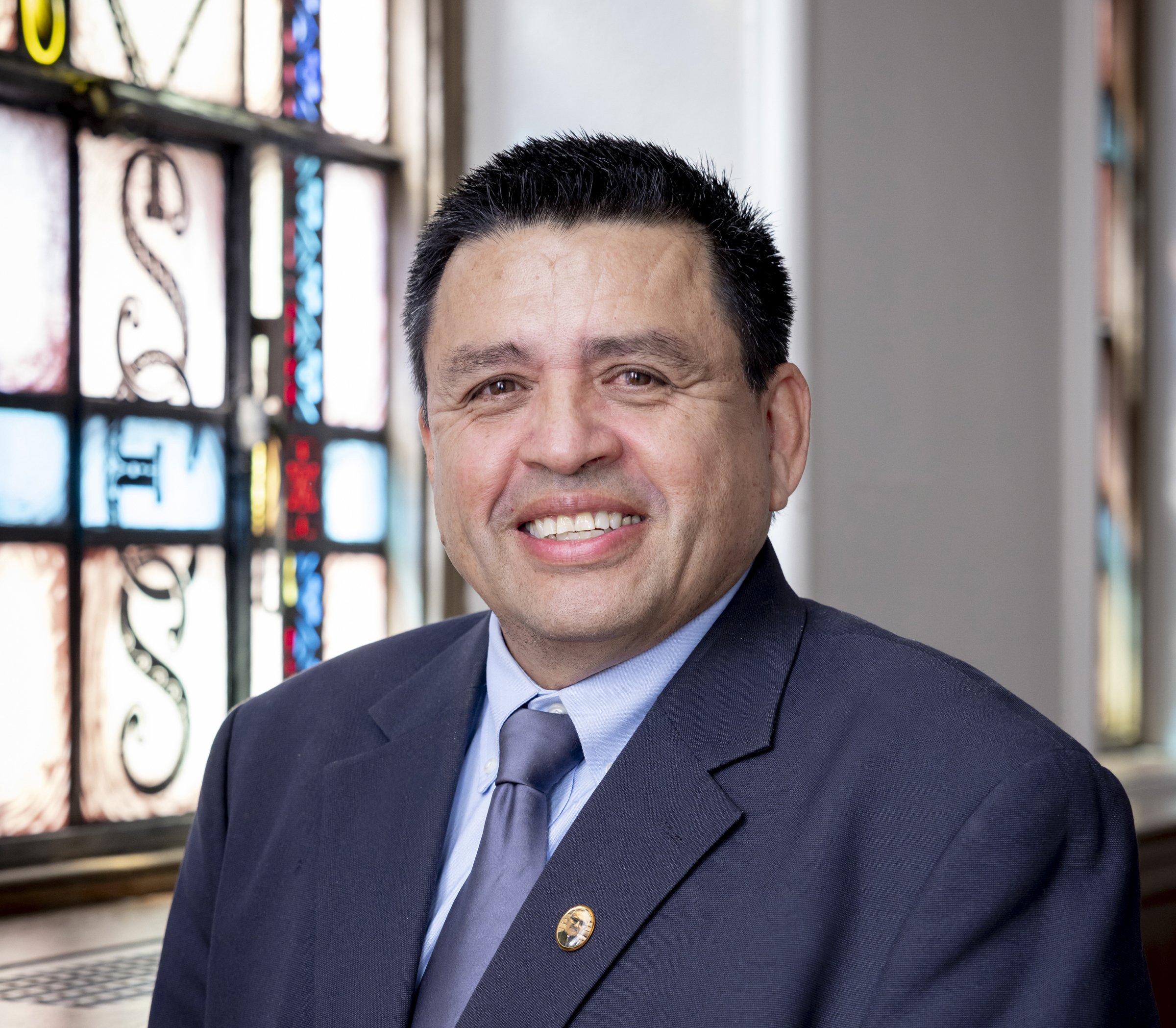 20260918T1500 LATINO SHORT PROFILE WALTER MENA 1826504