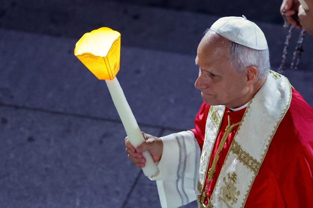 20260927T1840 POPE FRANCE LOURDES PROCESSION 1827289