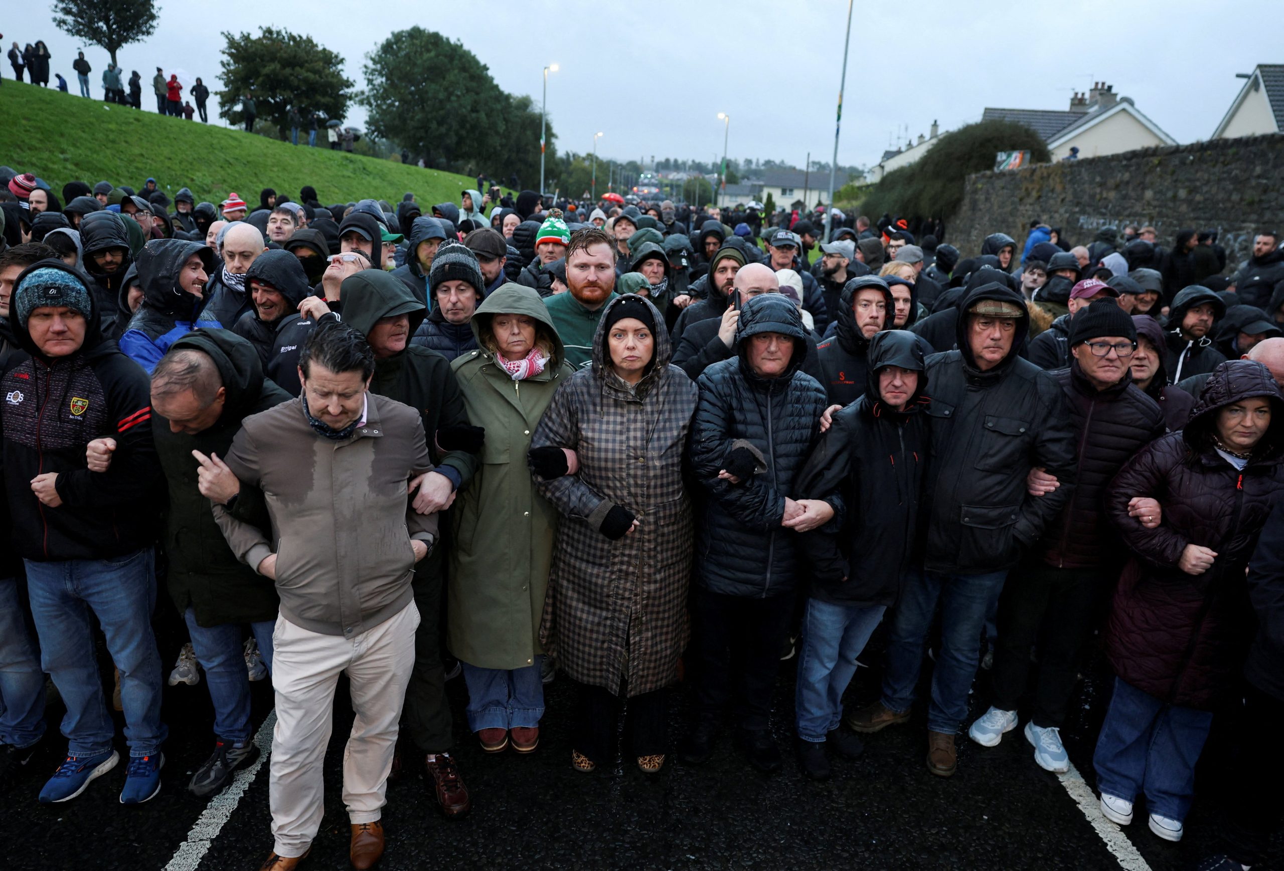 20260930T1108 CATHOLICS IRELAND PROTEST 1827531 1