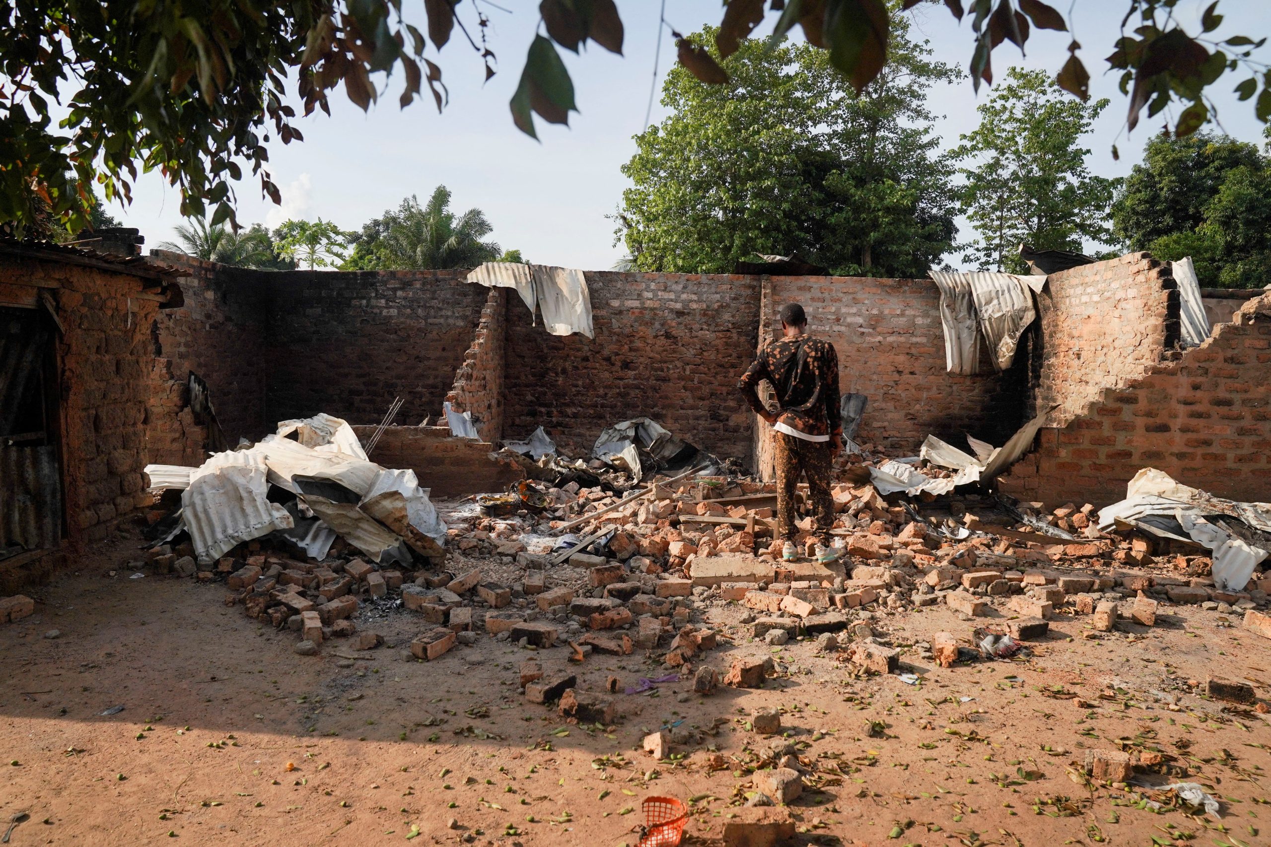 20261016T1236 NIGERIA PRIEST KIDNAPPED 1828468
