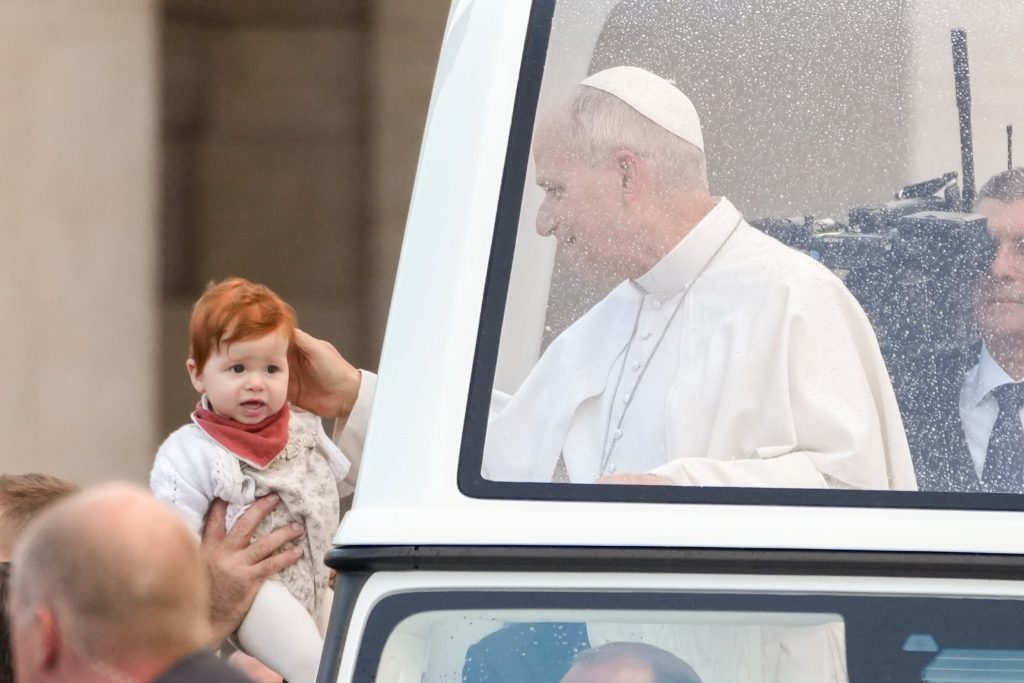 20261021T0705 POPE AUDIENCE OCT21 1828675