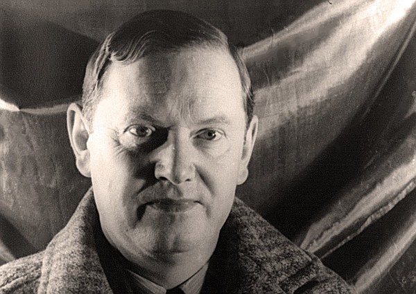 Evelynwaugh_t600