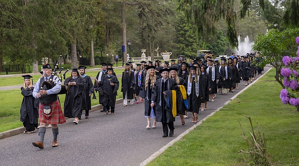 GCU grad_t600
