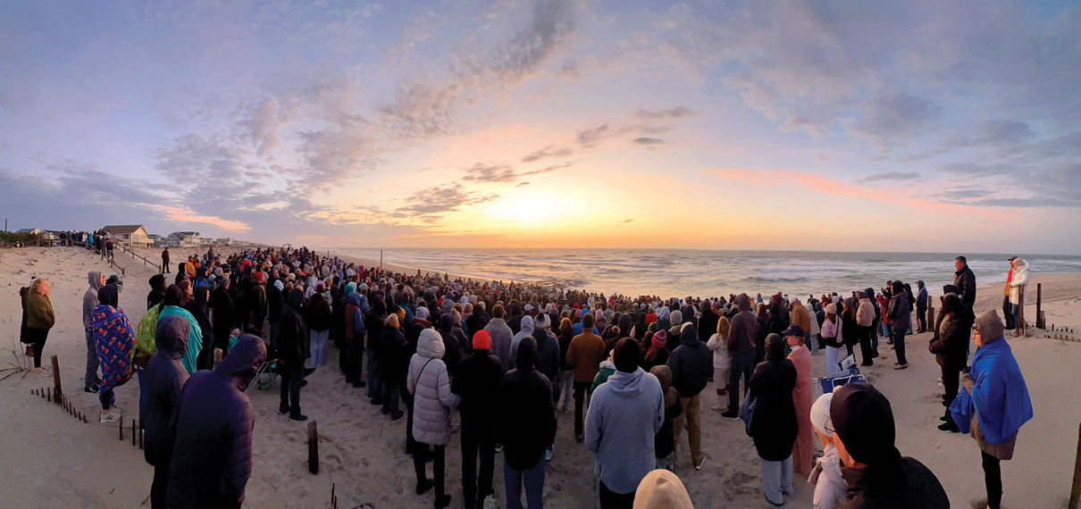 HWE easter sunrise mass