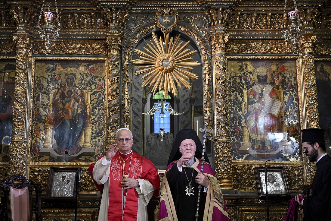 Pope Istanbul_t1100