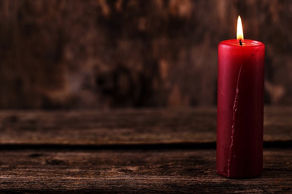 big red candle_t600