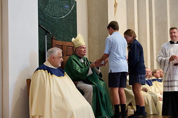 thumbnail_SCHOOLS_MASS_23 1119_t600